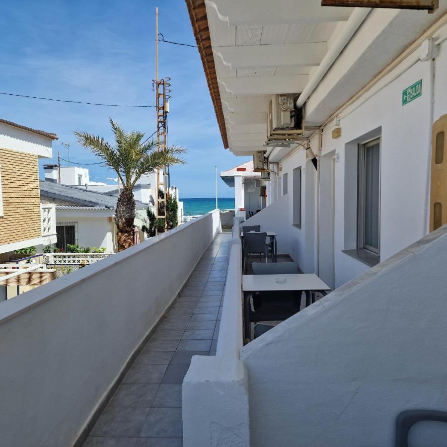 Hostal Alba La Mata  Eksteriør billede